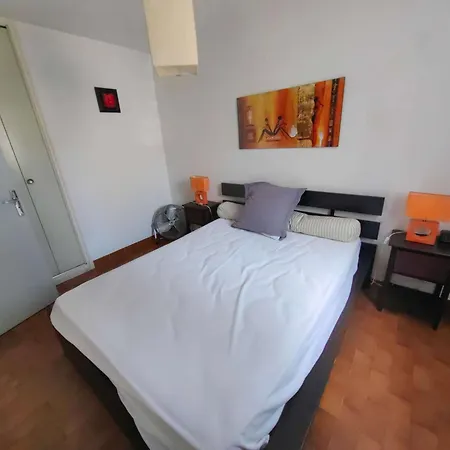 T2 Mezzanine Dans La Pinède, 5 Pers, Piscine - Fr-1-607-77 Appartement