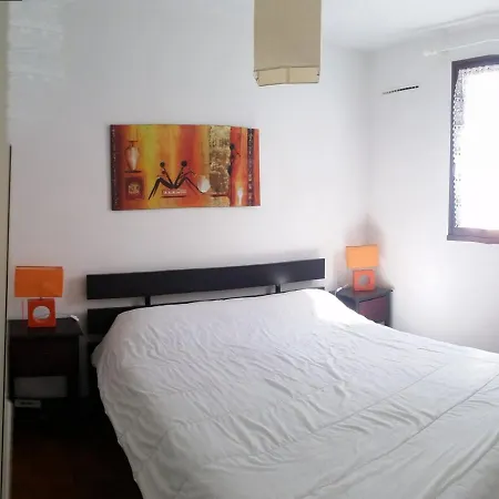 Apartmán T2 Mezzanine Climatise Avec Piscine, Proche Et Loisirs, Pour 5 Pers. - Fr-1-607-77 *